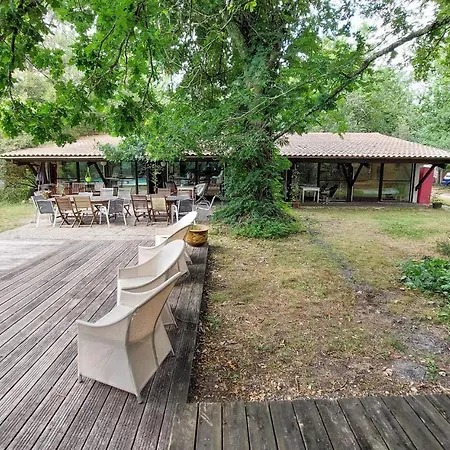 4 Bedroom Beautiful In *