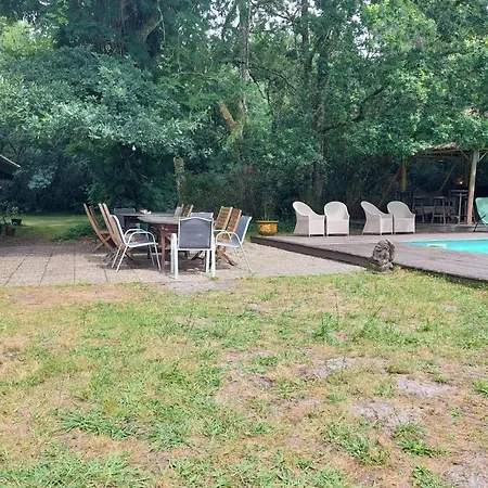 4 Bedroom Beautiful In *