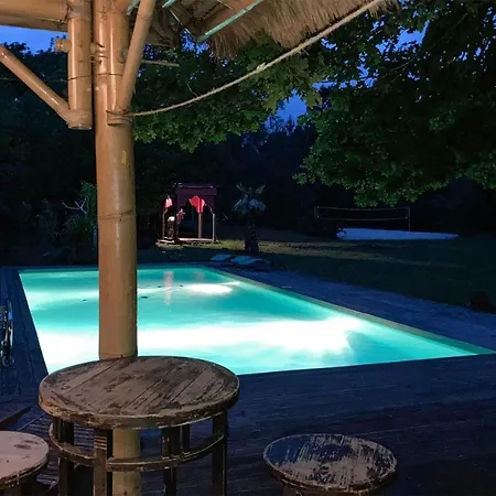 4 Bedroom Beautiful In Merignac (Gironde)